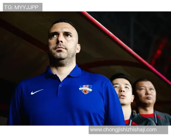 足球明星kk的前妻揭秘她的生活与事业转型之路